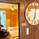 شقة Cozy Charming Flat In Flowers Garden! *