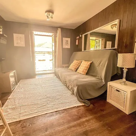 Cozy Charming Flat In Flowers Garden! *