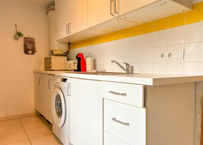 Cozy Charming Flat In Flowers Garden! Appartamento *