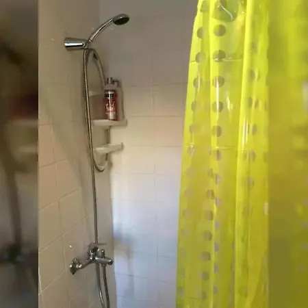 Apartamento Cozy Charming Flat In Flowers Garden!